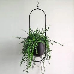Be-Inspired® Hangende Bloempot Ovaal - Bloempot Binnen - Voor Hangplant – Plant Bloem Pot Met Opknoping – Plantenhanger - Plantenbak - Industrieel – Scandinavisch - Metaal - Zwart -Tuinhuis Shop 1200x1200 430