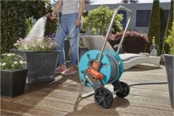 GARDENA - AquaRoll CleverRoll S Set Slangenwagen - Incl. 20 M Slang - Maximaal 40 M Opbergcapaciteit 17 GARDENA - AquaRoll CleverRoll S Set Slangenwagen - Incl. 20 M Slang - Maximaal 40 M Opbergcapaciteit -Tuinhuis Shop 1200x800 97