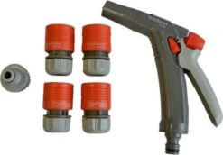 Slangenwagen Met 50 Meter Tuinslang | Eagle Garden | Incl. Spuitkopstuk En Connectors | Geel 7 Slangenwagen Met 50 Meter Tuinslang | Eagle Garden | Incl. Spuitkopstuk En Connectors | Geel -Tuinhuis Shop 1200x835 1