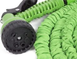 Benson - Tuinslang - Fexibel - 10 Meter - Tuinslang Met Koppeling - Spuitpistool - Groen -Tuinhuis Shop 1200x934