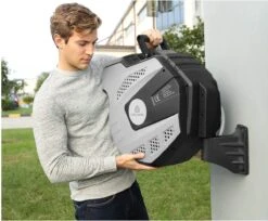 CoolHome Wandslangenbox 15 Meter + 1,5 Meter - Tuinslang Met Haspel- Slangenhouder 180° Draaibaar - Tuinslanghaspel Zwart - Grijs -Tuinhuis Shop 1200x992 2