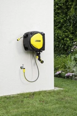 Kärcher CR 7.220 Automatische Slanghaspel -Tuinhuis Shop 800x1200 22